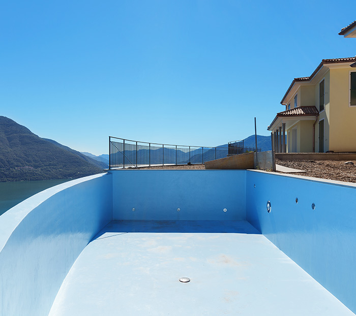 swimming pool tiling